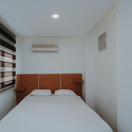 Deniz Pansiyon İzmir Extérieur photo