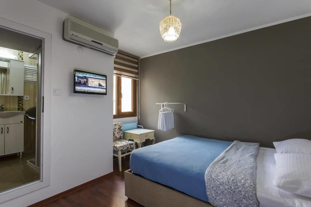 Deniz Pansiyon İzmir Extérieur photo